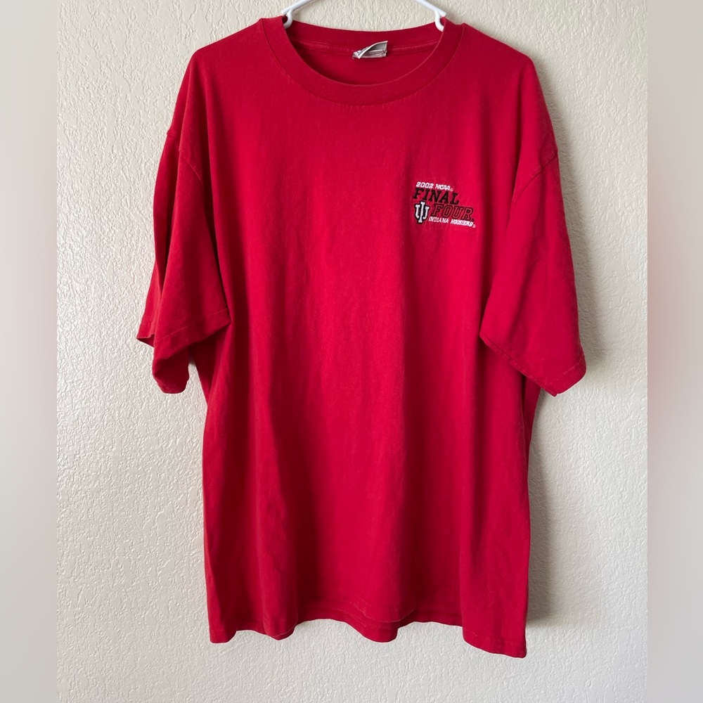 Indiana Hoosiers Vintage 2002 Basketball Final Four Embroidered Lee T-shirt.